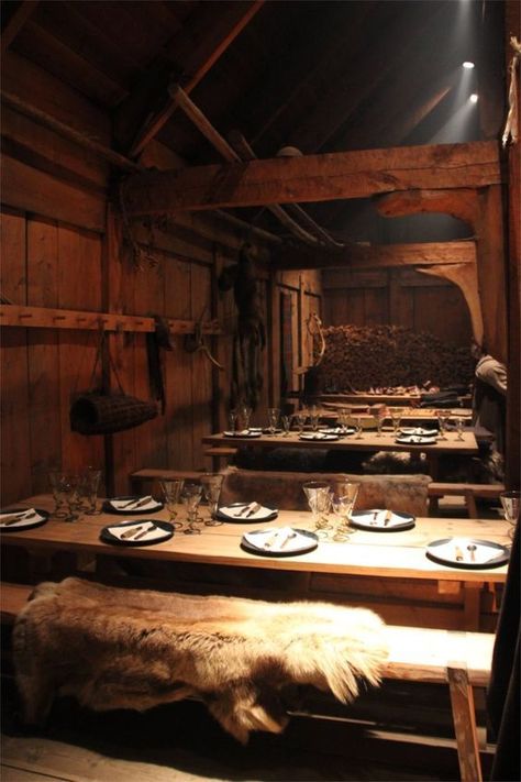 Viking Cabin, Viking Feast, Viking Hall, Mead Hall, Viking Kitchen, Viking Camp, Nordic Culture, Viking Party, Viking Aesthetic