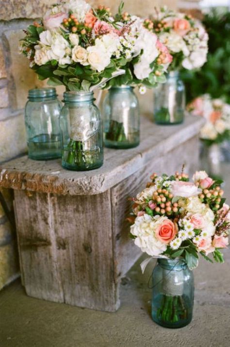 rustic wedding decoration ideas with flowers and mason jars #rusticweddings #weddingideas #elegantweddinginvites Rustic Wedding Details, Deco Champetre, Blue Mason Jars, Rustic Wedding Bouquet, Deco Floral, Decoration Table, Country Wedding, Spring Wedding, Wedding Centerpieces