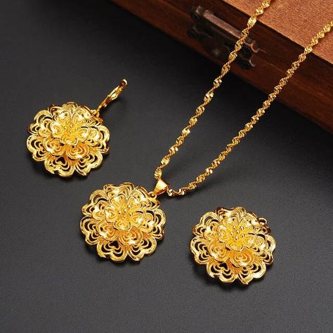 Online Shop New dubai india gold color Luxurious Fashion african big flower jewelry Set women girls charms pendant necklace earrings gift | Aliexpress Mobile Gold Chain With Pendant For Women, Necleses Necklaces, Gold Pendant Designs, Dubai Gold Jewelry, Gold Pendent, Luxurious Fashion, Gold Chain Design, Gold Necklace Indian Bridal Jewelry, Gold Jewelry Stores