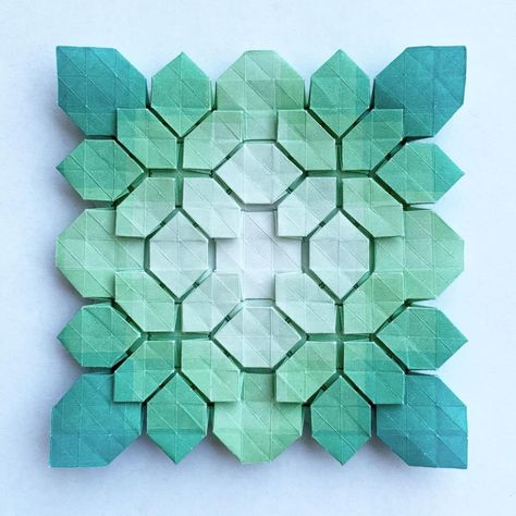 Tesselation Origami, Origami Tiles, Origami Tessellation, Origami Quilt, Origami Wall Art, Origami Bag, Origami And Kirigami, Origami Paper Art, Useful Origami