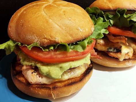 California Burgers Recipe • An Amazing Chicken Sandwich! | Club Foody California Chicken Club Sandwich, California Chicken Sandwich, Veggie Burger Toppings, Sandwich Club, Cream Images, Grilled Chicken Burgers, Chicken Hamburger, Club Sandwich Chicken, California Chicken