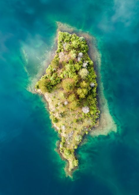 Inspiring Drone Photography: 28 Amazing Aerial Shots - FilterGrade Nature, Island Homes, Island Wallpaper, World Most Beautiful Place, Island Pictures, Honeymoon Places, Aerial Images, Aerial Photograph, Aerial Drone