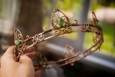 The crown 'Copper King' by eiphen Copper Crown, Wire Crown, Crystal Crowns, Dragon Wedding, Road Work, Fest Outfits, Wire Wrapped Jewelry Diy, Wire Jewellery, Fairy Jewelry