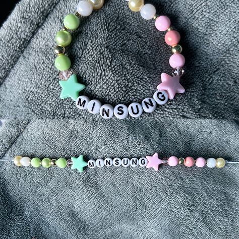 Elastic and bead stray kids"Minsung" Handmade and self tie to size Minsung Bracelet, Skz Bracelet Ideas, Stray Kids Bracelet Ideas, Stray Kids Bracelet, Concert Bags, Kids Bracelets, Concert Fits, Kids Shows, Gift Registry