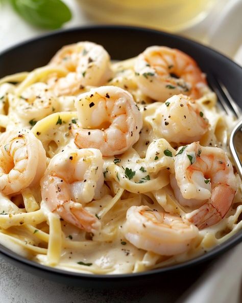 Grilled Shrimp Alfredo, Shrimp Recipes Alfredo, Chicken Shrimp Alfredo Pasta, Healthy Shrimp Alfredo Recipe, Easy Shrimp Alfredo With Jar Sauce, Creamy Shrimp Alfredo Pasta, Shrimp Alfredo With Jar Sauce, Red Lobster Shrimp Alfredo, Shrimp And Chicken Alfredo