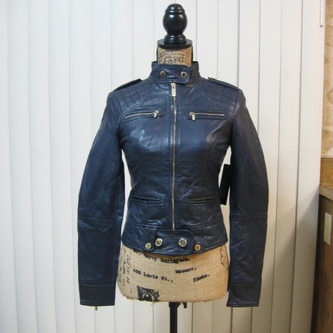 Nwt Guess By Marciano Dark Navy Blue Moto Motorcycle Leather Jacket Coat Size Xs Extra Small. Gold Hardware Throughout. Quilted Leather Detailing On Shoulders. Zippers On Sleeves. Snap Closures And Front Zip. Silky Blue Inner Lining. This Beautiful Jacket Has Been Hanging Protected In Plastic In My Closet For Years. Brand New, Never Worn. Original Price: $378 I Have More Leather Jackets For Sale - See My Other Listings! Cool Leather Jackets, Fall Leather Jacket, Dark Blue Jacket, Motorcycle Leather Jacket, Blue Leather Jacket, Leather Detailing, Rawr Xd, Autumn Fits, Fall 24