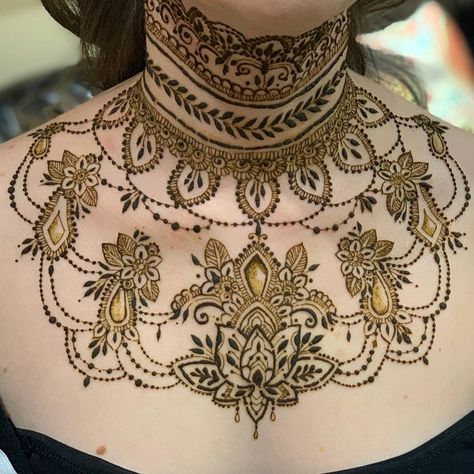 Neck Mehndi Designs, Full Body Henna Designs, Full Body Mehndi Designs, Henna Tattoo Designs On Shoulder, Henna Shoulder Designs, Face Henna Design, Henna Face Designs, Henna Designs Neck, Henna On Face