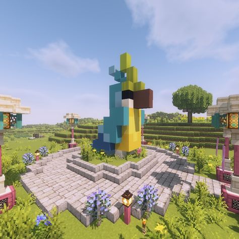 Minecraft Circular Farm, Minecraft Animal Sanctuary Ideas, Minecraft Birdhouse, Minecraft Bird Build, Animal Pen Minecraft Ideas, Minecraft Zoo Ideas Aesthetic, Cute Little Minecraft Builds, Minecraft Snail Build, Butterfly Minecraft Build