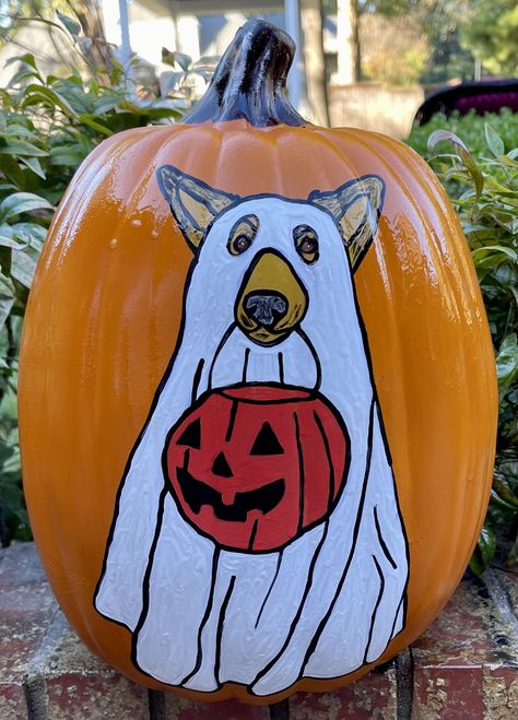 Pumpkin Paintings Ideas Halloween, Dog Painted Pumpkin Ideas, Painted Pumpinks Halloween, Pumpkin Painting Ideas For Dogs, Dog Themed Pumpkin Painting, Vet Med Pumpkin Painting, Pumpkin Painting Ideas Funny Easy, Pumpkin Painting Dog Ideas, Painted Pumpkins Cats