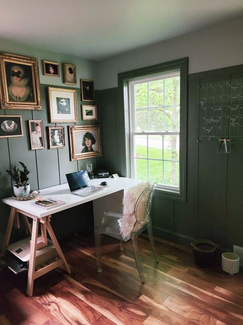 Shot of moody office with vintage art inspired gallery wall Dark Moody Craft Room, Dramatic Home Office, Moody Office Inspiration Cozy, Moody Feminine Home Office, Moody Small Office, Moody Craft Room, Moody Office Decor, Moody Art Studio, Moody Green Office