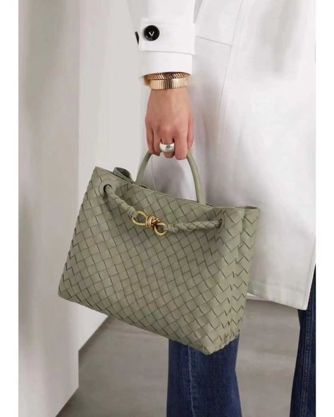 none Bottega Veneta Bag Tote, Handwoven Bag, Bottega Veneta Bag, Bag Obsession, Leather Hobo Bag, Looks Chic, Mode Vintage, Lambskin Leather, Leather Tote Bag