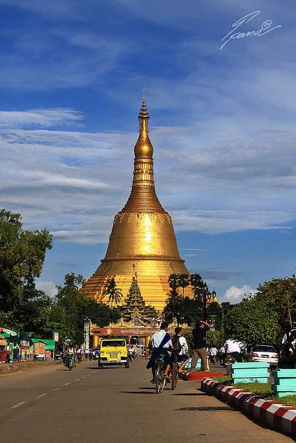 Shwemadaw Pagoda, Myanmar Myanmar Pagoda, Asian Pagoda, Bagan Temples, Monywa Pagoda, Pagoda Temple, Bagan Myanmar, Buddhist Pagoda, Myanmar Travel, Yangon