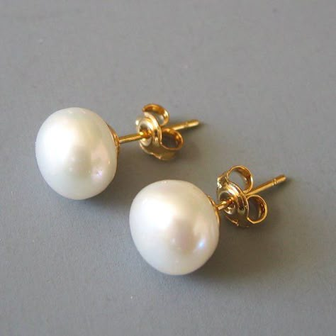 Jewellery Wishlist, White Pearl Earrings, Nails Polish, Simply Lovely, Pearl Stud Earrings, Stiletto Nails, Style Wedding, Pearl Studs, Ear Jewelry