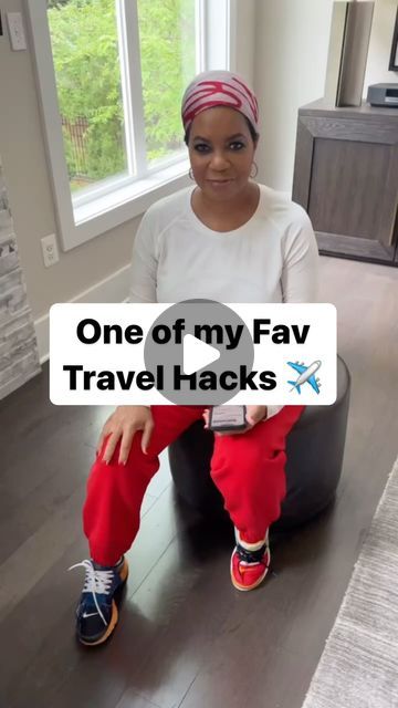 Airline Hacks Tips And Tricks, Things To Take On A Trip, International Travel Hacks, Air Travel Hacks, Travel Packing Hacks, Flight Hacks, Traveling Hacks, Eve Instagram, Holiday Hacks