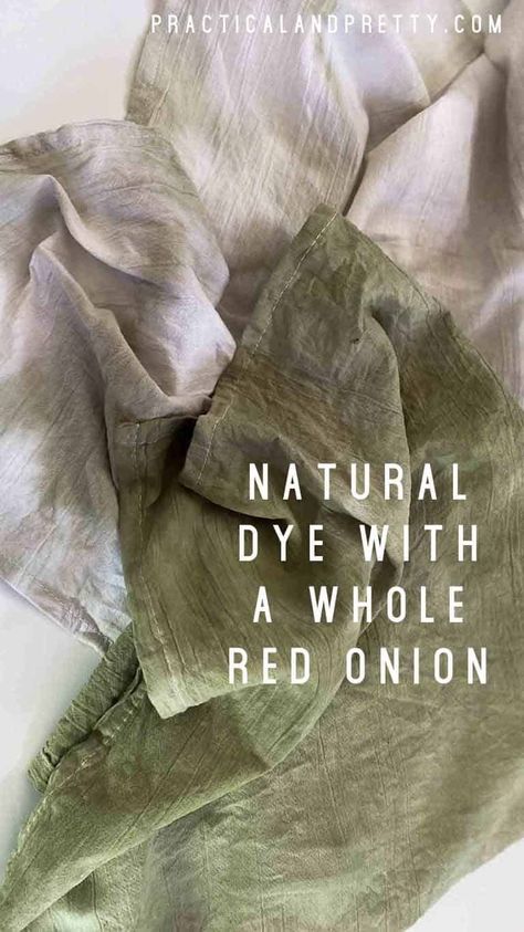 You may have seen some red onion dye using just the skins, but what if you use the entire onion? I tried it out and the results were so cool. Red Onion Dye Fabric, Onion Dye Fabric, Natural Fabric Dyeing Techniques, Onion Skin Dye, Natural Fabric Dye, Natural Green Dye, Eco Printing Textiles, Eco Dyeing Fabric, Natural Dyeing Techniques