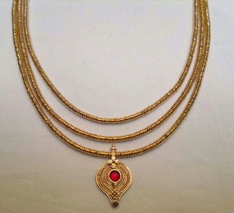 Thali Designs Gold Hindu Kerala, Kerala Thali Designs, Kerala Thali Designs Gold, Thaali Design, Wedding Thali, Thali Designs, Thali Design, Kerala Jewellery, Pretty Gold Necklaces