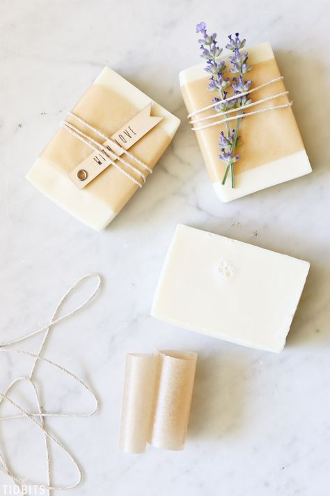 Ideas For Packaging, Soap Packaging Diy, Handmade Soap Packaging, Soap Packaging Design, Savon Diy, Packaging Handmade, Soap Packing, Soap Supplies, Soap Stamping