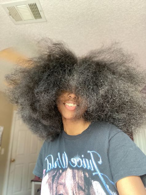 Just me #hair #fro #naturalhair #blowdry #4ahair Blowdried Hair Styles 4c, Blow Dried Afro, Blowdry Hairstyles, Hair Claims, Blow Dry Curly Hair, Hair Goals Color, Blow Hair, 4a Hair, Quick Natural Hair Styles