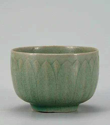 Searching for the right Celadon glaze: part 1 Celadon Glaze, Celadon Ceramics, The Han Dynasty, Han Dynasty, Glazing Techniques, Creating Texture, Song Dynasty, Chinese Pottery, Ming Dynasty