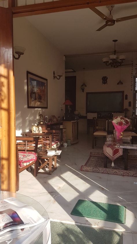 Morning Sunlight ina house in New Delhi Delhi Morning, Delhi House, Morning Sunlight, Expensive Houses, New Delhi, Rangoli Designs, Early Morning, Girly Photography, Small House