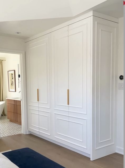 Beautiful Built In Wardrobes, Built In Wardrobe Next To Door, White Built In Wardrobe, Built In Wardrobe Hallway, White Classic Bedroom, Walkin Wardrobe, Ikea Wardrobe Hack, Floor To Ceiling Wardrobes, Dream Closet Design