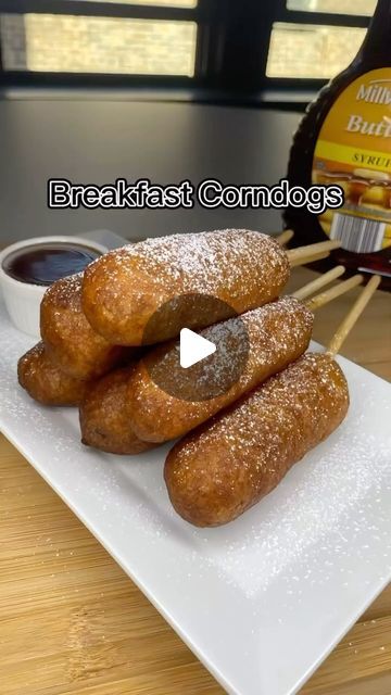 Breakfast Corndogs, Chefs Recipes, Viral Food, Instagram Breakfast, Homemade Breakfast, Best Breakfast Recipes, Corn Dogs, Dee Dee, The Breakfast Club