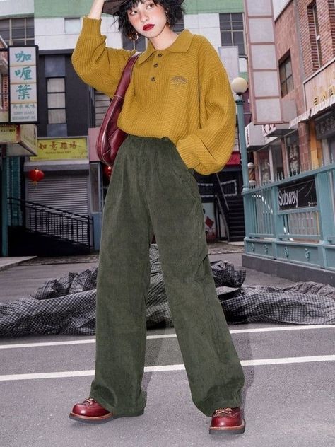 Corduroy Pants Outfit, Mustard Pants, Outfit Retro, Mustard Sweater, Japan Outfit, Concept Clothing, Baggy Pants, 가을 패션, Japan Fashion