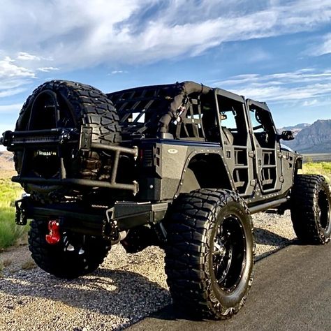 Lifted Jeep Rubicon, Custom Jeep Wrangler Unlimited, Black Jeep Wrangler, Off Road Jeep, Jeep Wrangler Lifted, Lifted Jeep Wrangler, Badass Jeep, Custom Jeep Wrangler, Jeep Wrangler Accessories