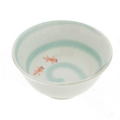 Swirly Goldfish Blue and White Ceramic Ricebowl, great gift for someone! Reference number: 140-782 Dimensions (in.) 5-1/4 ***This product also comes in two bigger sizes: 6 x 2-3/4 (ref: 140-783) and 7-1/8 x 3-3/8 (ref: 140-784) at difference prices. Please send me a message to see if these Ceramics Bowls Designs, Japanese Rice Bowl, Color Me Mine, Japanese Bowls, Japanese Rice, H Design, Rice Soup, Diy Pottery, Ceramics Pottery Art