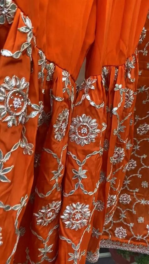 Chunni Designs, Mehndi Outfits, Designer Bridal Lehenga Choli, Embroidery Fashion Detail, Latest Bridal Dresses, Mehndi Designs For Girls, Latest Mehndi, Bridal Dress Fashion, Hand Work Blouse Design