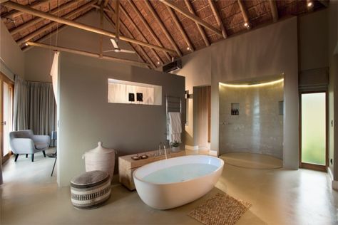 » Mhondoro Game Lodge by All-In Living, Welgevonden – South Africa Safari Lodge Interior, Lodge Interior Design, Safari Bathroom, Lodge Bathroom, Bush Lodge, Lodge Ideas, African Interior Design, Lodge Design, African House