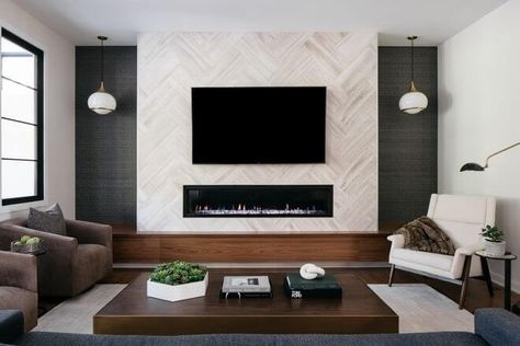 Stunning herringbone fireplace ideas: add charm and visual interest to your house interior - Hackrea How To Decorate Walls On Either Side Of Fireplace, Herringbone Fireplace, Fireplace Feature Wall, Feature Wall Living Room, Fireplace Tv Wall, Fireplace Built Ins, Wall Decorating, Room With Fireplace, Living Room Decor Fireplace