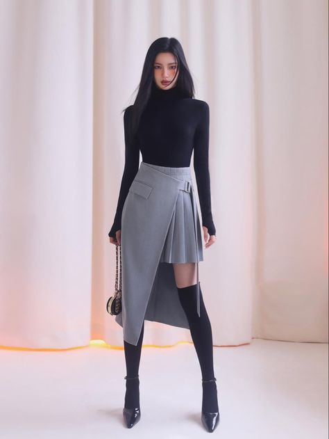 Asian Style Fashion Chic, Dress Kpop Inspired Outfits, Modern Sophisticated Fashion, Classy Techwear, Casual Outfits With Ties, Elegant Outfit Inspiration, Denim Outfit Korean, Fashion Show Outfit What To Wear To A, Formal Skirt Outfit Classy