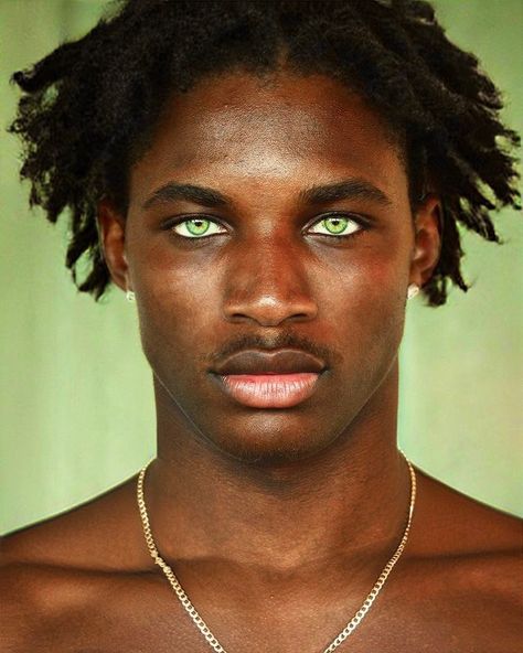 Dark Skin Blue Eyes, People With Green Eyes, Dark Skin Blonde Hair, Male Model Face, Blue Eyed Men, Light Skin Men, Eyes Dark, Dark Skin Boys, Dark Skin Men