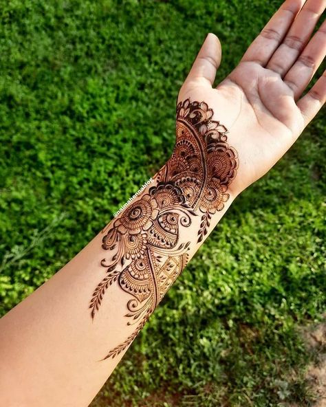 Mehndi Designs For Diwali, Simple Mehandi Designs, Floral Mehendi, Simple Mehandi, Tato Henna, Mehndi Designs 2018, Henna Art Designs, Mehndi Designs For Kids, Mehndi Design Pictures