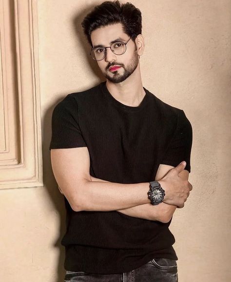 Shakti Arora, Bewafa Photo Editing, Bollywood Aesthetic, Beautiful Eyes Images, Stylish Pic, Couple Wedding Dress, Male Models Poses, Crush Pics, Friend Poses Photography