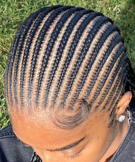 Cornrows Small Straight Back, Small Cornrows For Black Women, Simple Conrows Lines Hairstyles, Extra Small Cornrows, Conrows Lines And Braids 2023 Trends, Small Cornrows Braids For Black Women, Conrows Lines For Black Women Long, Small Lines Hairstyle, Small Lines Cornrows With Natural Hair