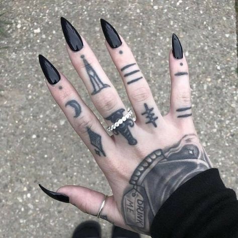 Rings Moon, Remember Tattoo, Nails Rings, Finger Tats, Hand And Finger Tattoos, Wicked Tattoos, Hand Tats, Scary Tattoos, Metal Tattoo