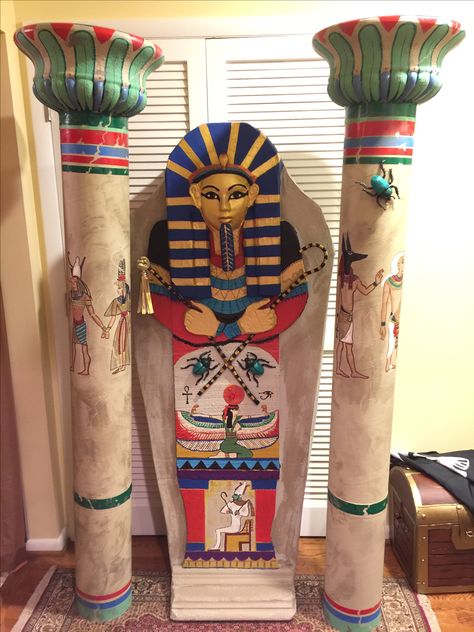 Egyptian Decorations Party, Egyptian Halloween Party, Egyptian Themed Party Decoration, Egyptian Halloween Decorations, Egypt Vbs Decorations, Egyptian Columns, Egypt Decorations, Halloween Egyptian, Egypt Party