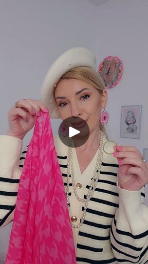 Vivaldi Winter, Style A Scarf, Flower Tips, Yay Or Nay, Fashion Hacks, Cardigan Top, Hair Tie, How To Style, A Flower