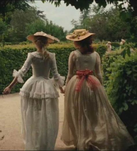 1800 Aesthetic, 1800s Aesthetic, Marie Antoinette 2006, Royal Core, Victorian Aesthetic, Royal Aesthetic, Princess Aesthetic, Movie Costumes, Light Academia