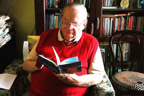 Ruskin Bond, Warm Home Decor, The Poet, Study Motivation Inspiration, Wall Street, Study Motivation, Motivation Inspiration, Project Ideas, Authors