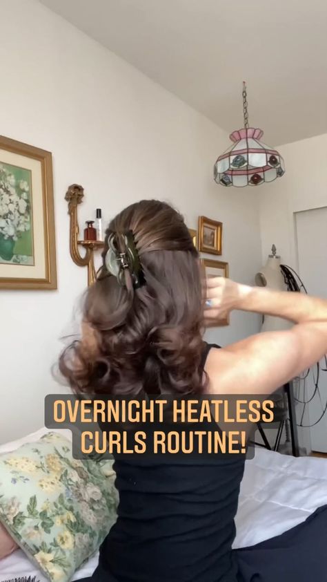 Thick Hair Overnight Curls, Soft Heatless Curls Overnight, Overnight Curls Easy, Heatless Curls Overnight Mid Length Hair, Overnight Scrunchie Curls, Overnight Curls For Medium Length Hair, Comfortable Heatless Curls Overnight, Overnight Curls Medium Hair, Heartless Curls Overnight Wet Hair