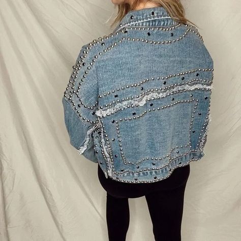 Denim Cropped Jacket, Black Studs, Black Stud, Cropped Denim Jacket, Cropped Jacket, Cropped Denim, Crop Jacket, Oversized Fits, Jean Jacket