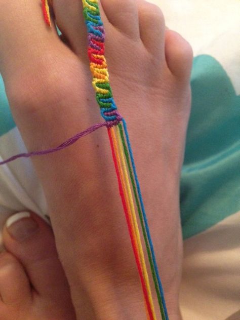 Rainbow Wave Bracelet - #15049 tutorial | BraceletBook Friendship Bracelet Tutorial, Rainbow Diy, Rainbow Macrame, Pride Bracelet, Diy Bracelets Tutorials, Embroidery Bracelets, Friendship Bracelets Tutorial, Wave Bracelet, Handmade Stuff