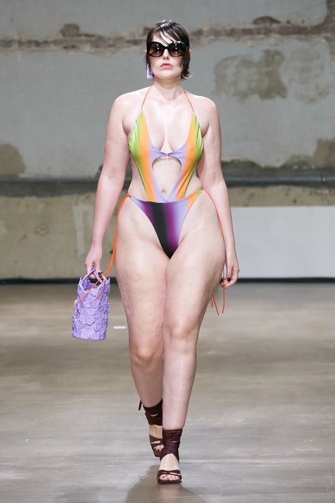 Ester Manas, Swimwear Aesthetic, Body Positive Fashion, Landscaping Simple, Gender Fluid Fashion, Spring 2023 Ready To Wear, Look Plus Size, Boho Fashion Summer, 2023 Ready To Wear