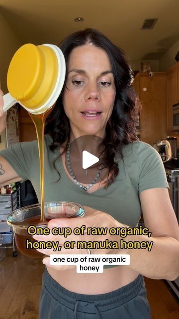 Melanie Sandford | I’m so happy so many people are enjoying this recipe. I really hope that it can help many others. It’s called fire honey and it’s one of... | Instagram Honey Cayenne Pepper Cough, Honey Cold Remedy, Fire Honey Recipe For Colds, Sick Foods Sore Throat, Diy Cold Remedy Fast, Home Made Cough Medicine, Best Home Remedy For Cough, Diy Sore Throat Remedy, Fire Honey Recipe