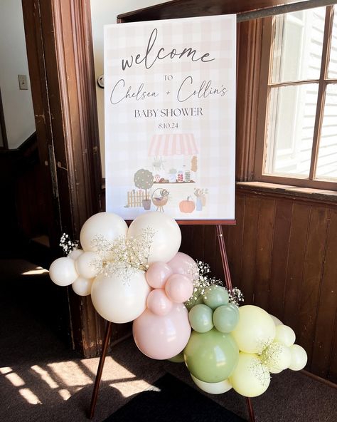 Locally Grown Baby! 🐓🐄👩🏻‍🌾🥕🌽💕 All the Farmer’s Market vibes for the most adorable baby shower! We can’t wait to meet baby G in just ONE more month! 🥹💕 📍Sugar Grove School & Church 🧁 & thumbprints: Aurelio’s Bake Shop 🍪: The Bake My Day Cookie Company Locally Grown Baby Shower Centerpieces, Locally Grown Baby Shower Ideas, Farmers Market Baby Shower Theme, Locally Grown Baby Shower Theme, Farmers Market Birthday Party, Farm Baby Shower, Cookie Company, Farm Baby