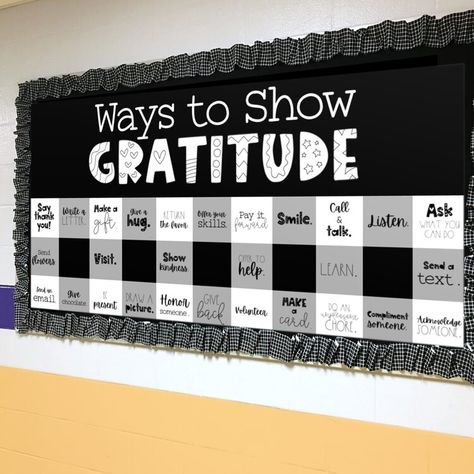 Guidance Bulletin Boards, Gratitude Bulletin Board, Thanksgiving Bulletin Board Ideas, Ways To Show Gratitude, Staff Bulletin Boards, Counseling Bulletin Boards, Classroom Decoration Ideas, Inspirational Bulletin Boards, November Bulletin Boards