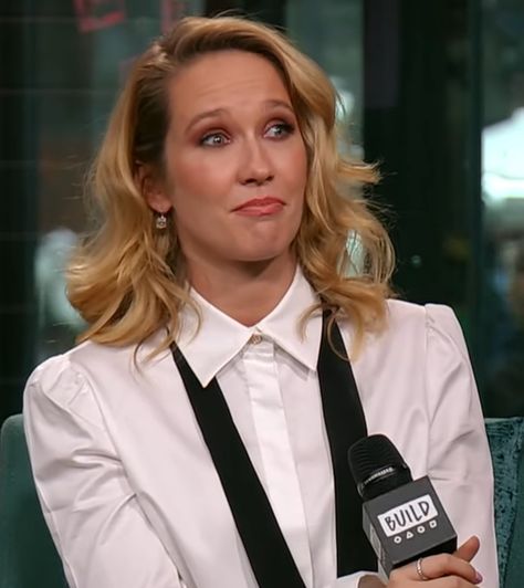 Anna Camp Anna Camp Pitch Perfect, Anna Camp, Pitch Perfect, Perfect Harmony, Camping, Celebrities